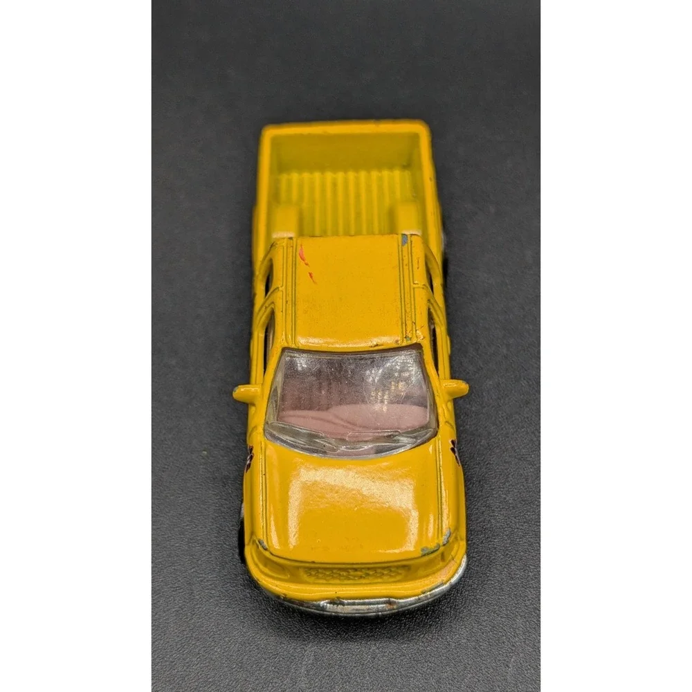 Hot Wheels, Maisto & Matchbox Lot of 6 Modern & Vintage Die-cast (1970s To 2000)